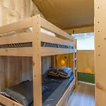 Tente 8 Personnes אתר קמפינג Saint-Martial-de-Nabirat